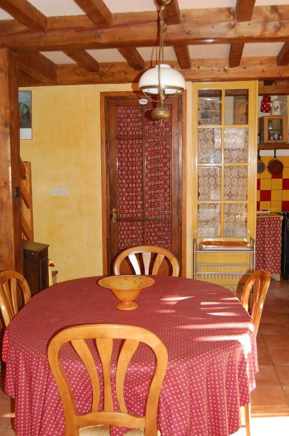 Le Gite Du Mas Des Clots Upie Exterior photo